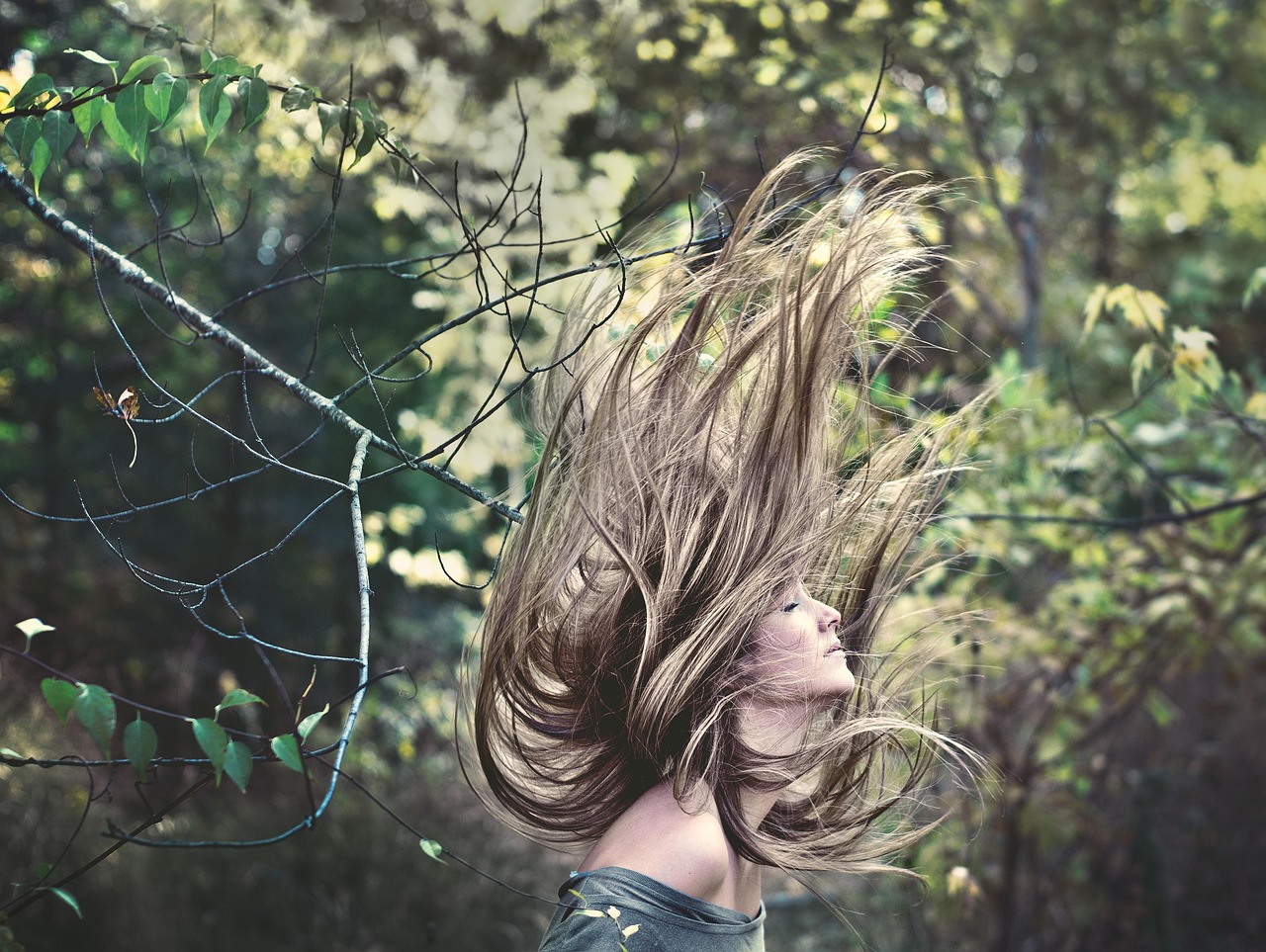 Come si pulisce la piastra per capelli